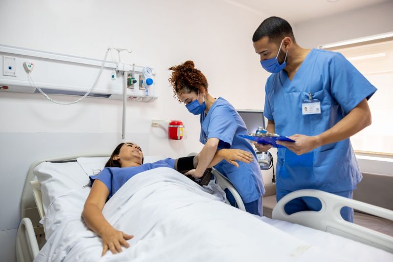 What Blood Pressure is High Enough to Go to the Hospital